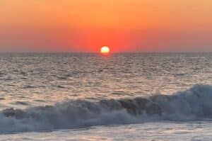 Voici une photographie que j'ai prise d'un magnifique coucher de soleil au Pie de la Cuesta, dans la région d'Acapulco, au Mexique. Une photo du blog Pour un bonheur simple.