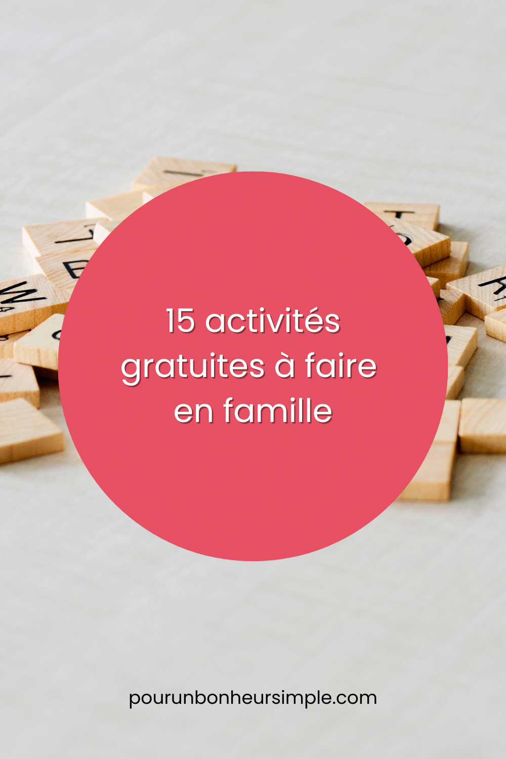 Découvrez ici 15 activités gratuites à faire en famille pour avoir du plaisir ensemble, tout simplement. On profite ainsi mieux de la vie et du moment présent, tout en passant du temps de qualité en famille. Un article à lire sur le blog Pour un bonheur simple.